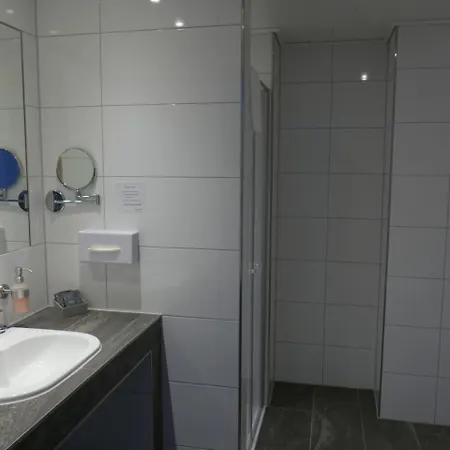 Diekgerdes, Komfortzimmer Hotel