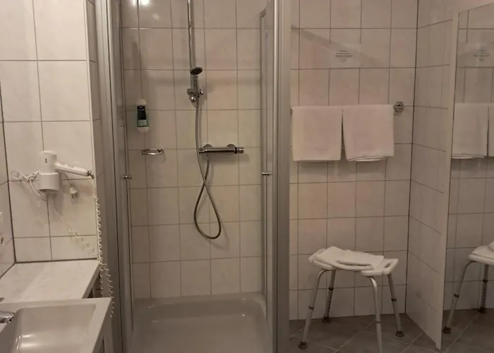 ホテル Diekgerdes, *